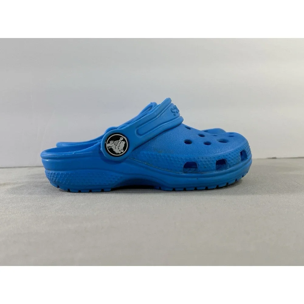 Crocs Iconic Comfort Blue Classic Clog Kids Size 8 Has Wear